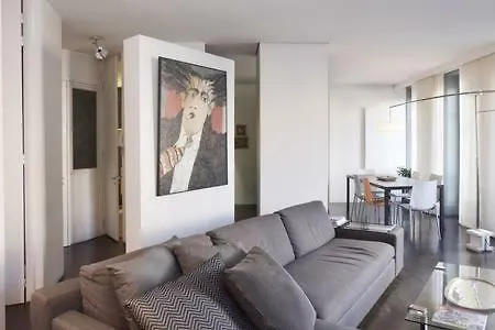Large And Beautiful Apartment#opera Apartment
